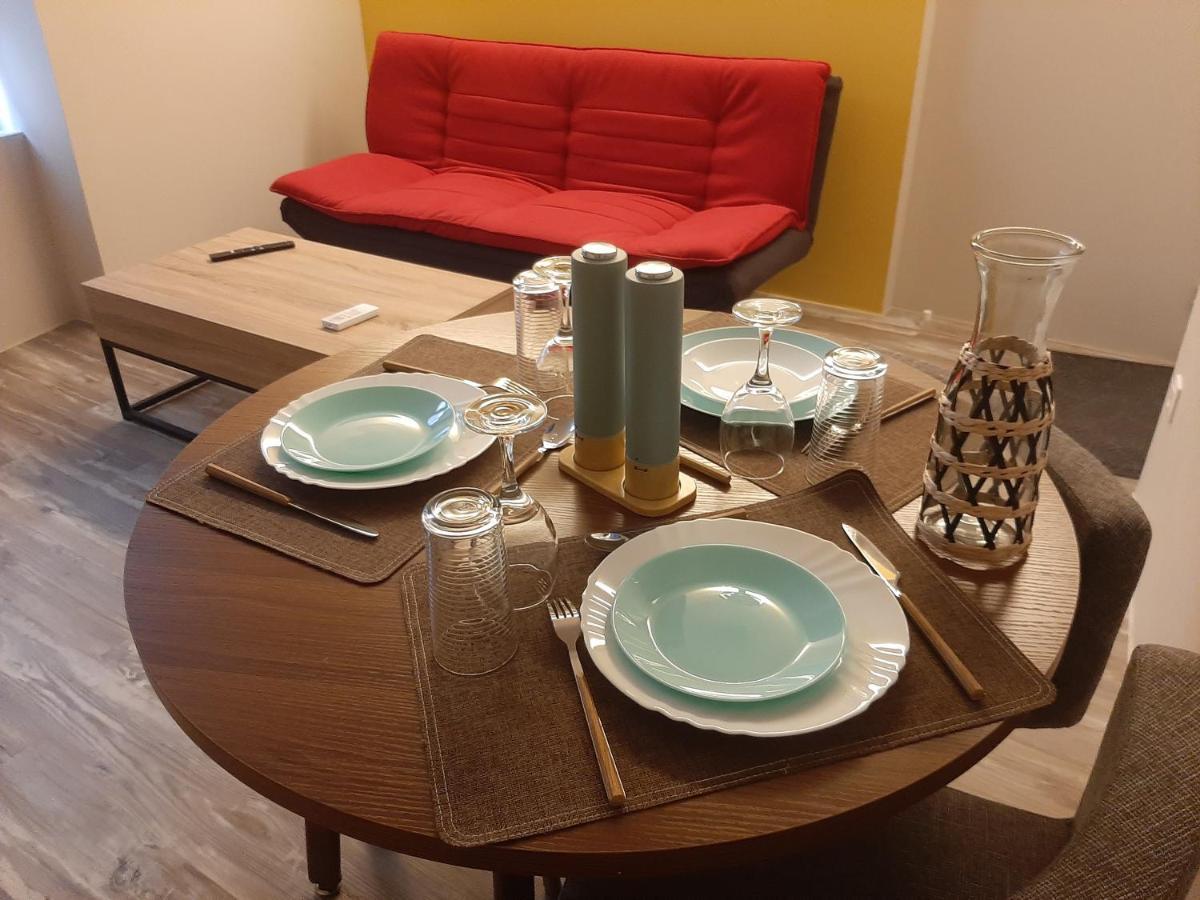 APT T2 COSY de 40 à 50 M2 Idéal pour un déplacement PRO  Les IRIS Bourg-Saint-Andéol Exterior foto